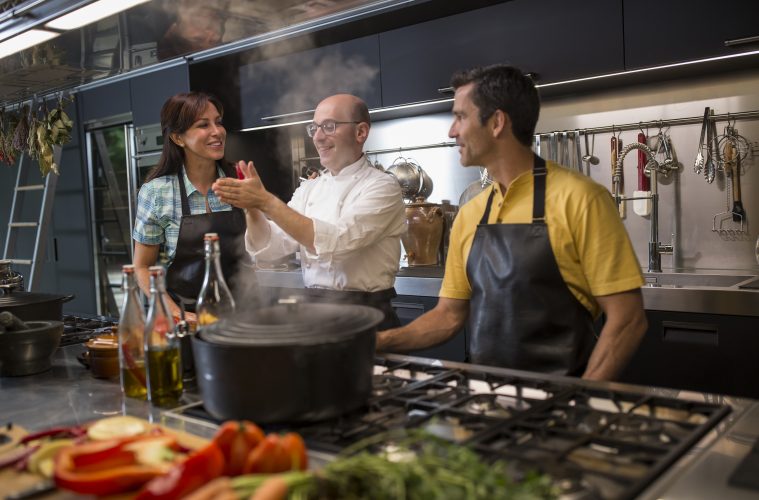cooking-class-with-avalon-waterways
