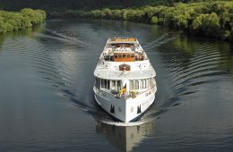 Teeming River Cruises